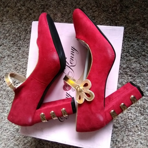 Penny Loves Kenny Women's Requiem Red Pumps 11W - Picture 3 of 8